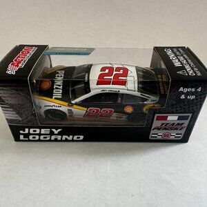 NASCAR 2016 Joey Logano Shell Pennzoil Darlington 1:64 Diecast